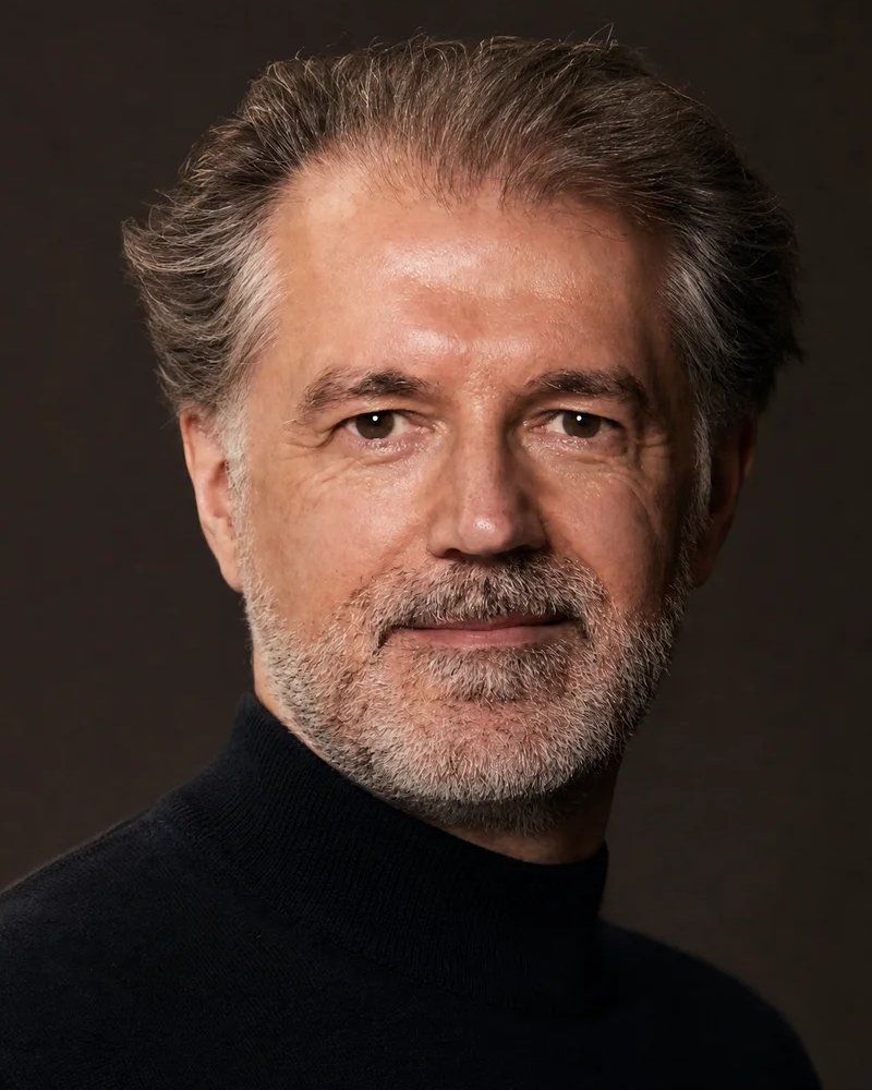 Porträt von Alexander Renner